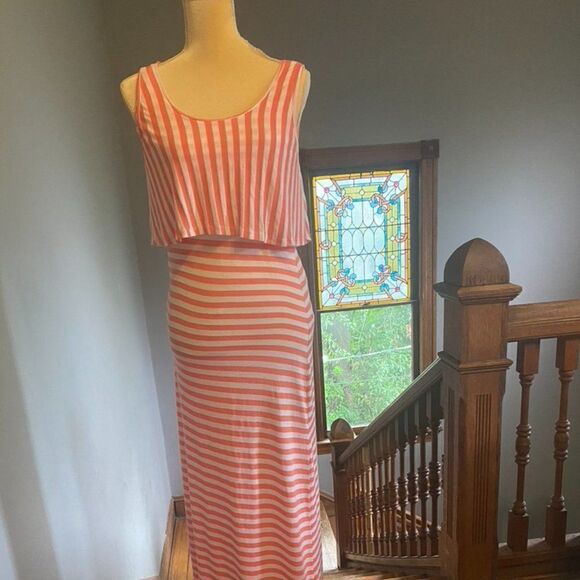 Ya Los Angeles Maxi Dress -- Size Medium - Picture 2 of 5